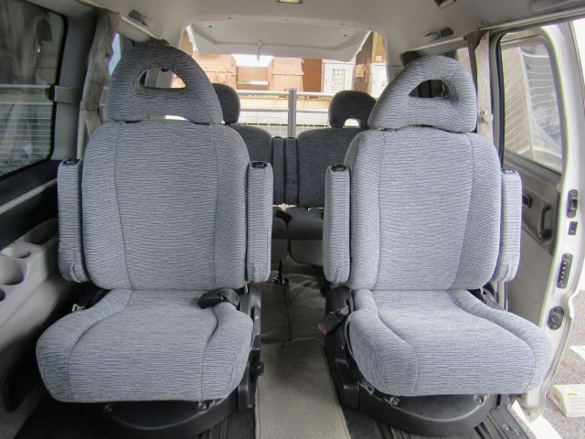 MITSUBISHI DELICA SPACE GEAR  4 2002 Image 31