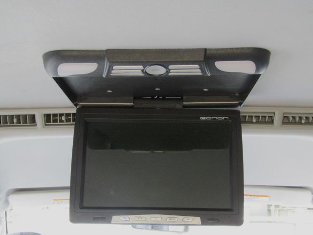 MITSUBISHI DELICA SPACE GEAR  4 2002 Image 31