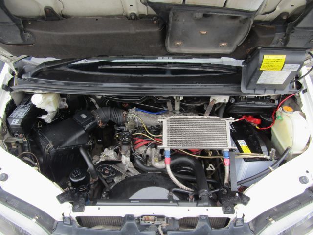 MITSUBISHI DELICA SPACE GEAR  4 2002 Image 31