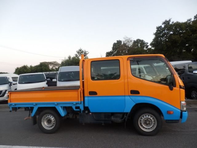 TOYOTA DYNA 2014 Image 31