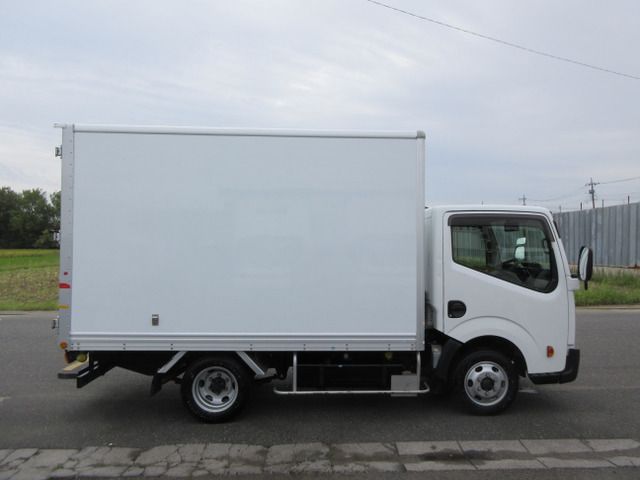 NISSAN ATLAS 2012 Image 31