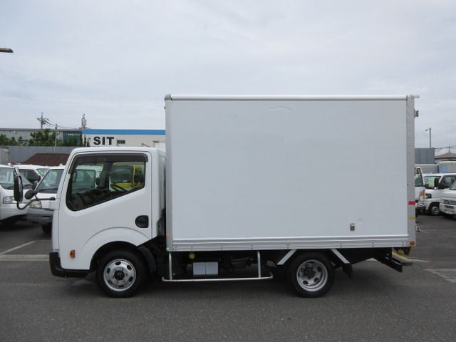 NISSAN ATLAS 2012 Image 31