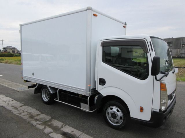 NISSAN ATLAS 2012 Image 31