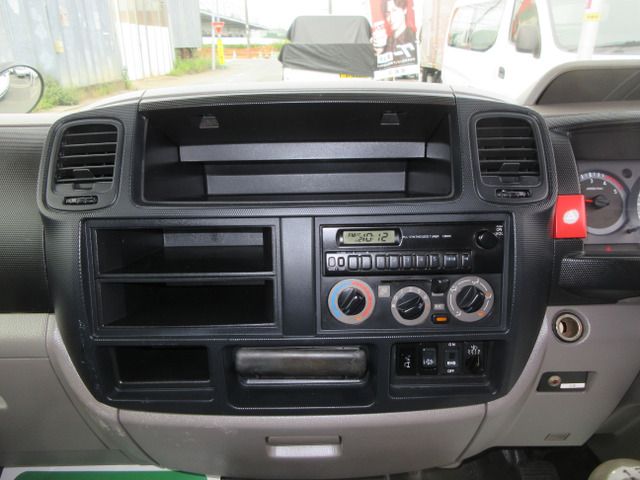 NISSAN ATLAS 2012 Image 31