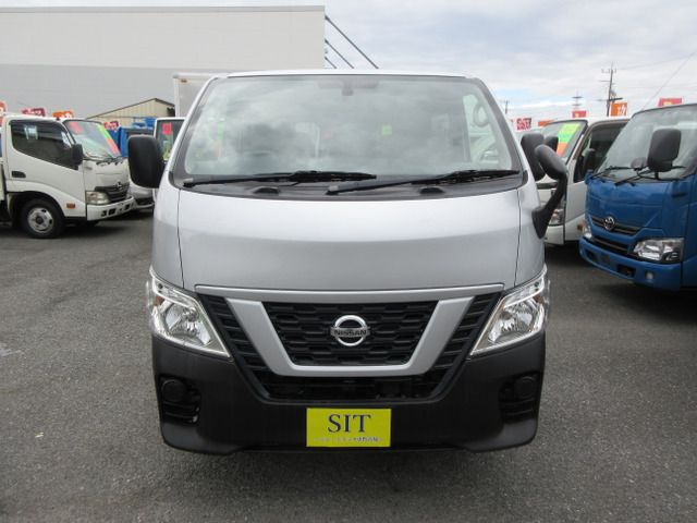 NISSAN NV350 CARAVAN 2018 Image 31