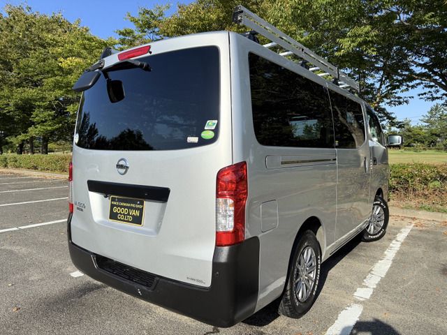 NISSAN NV350 CARAVAN 4WD 2018 Image 31