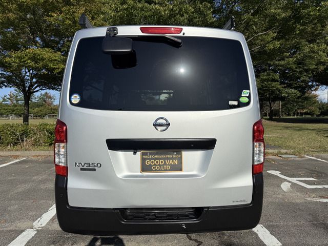 NISSAN NV350 CARAVAN 4WD 2018 Image 31