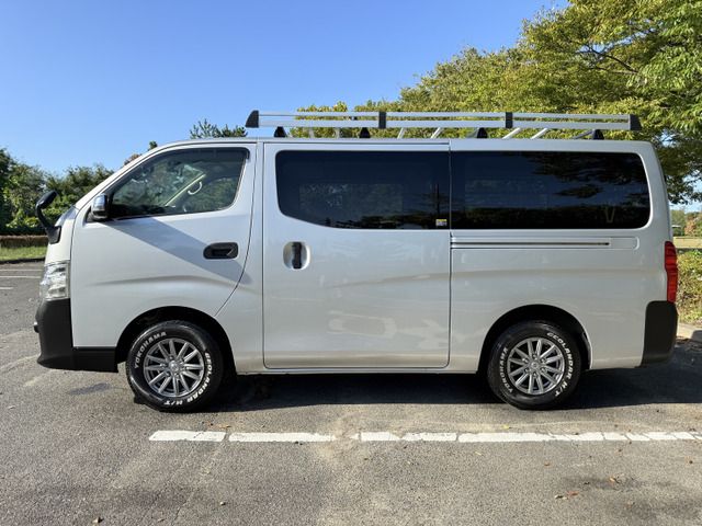 NISSAN NV350 CARAVAN 4WD 2018 Image 31