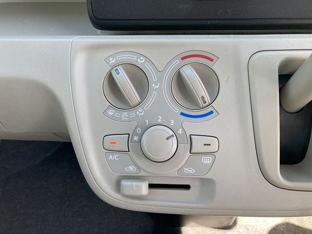 SUZUKI WAGON R 2017 Image 31