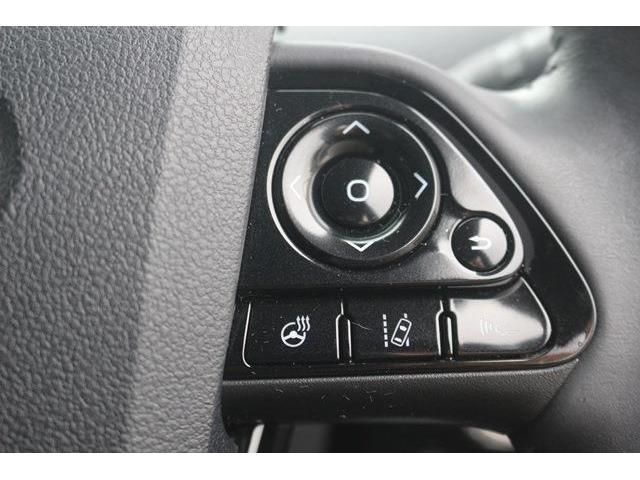 TOYOTA PRIUS PHV 2019 Image 31