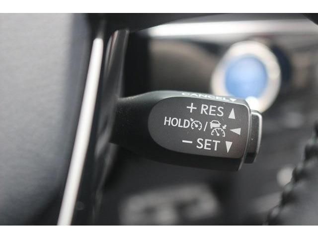 TOYOTA PRIUS PHV 2019 Image 31