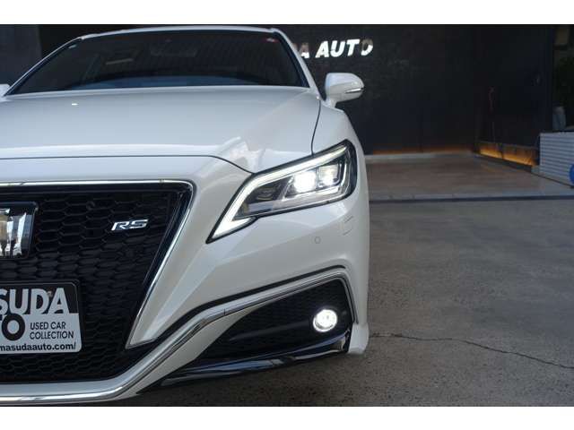 TOYOTA CROWN SEDAN 2018 Image 31