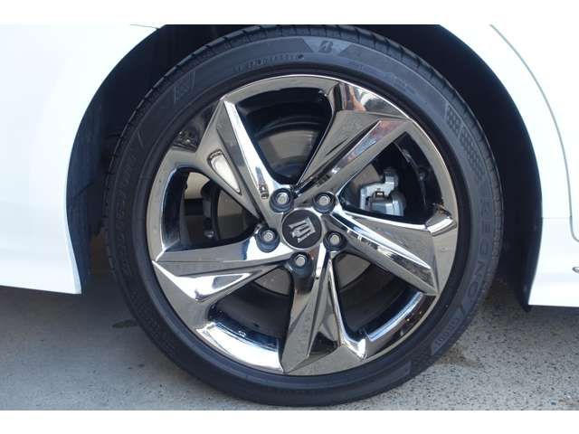 TOYOTA CROWN SEDAN 2018 Image 31