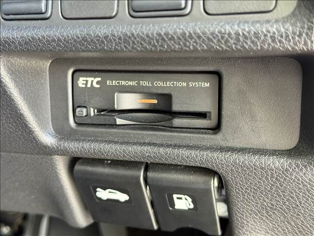 NISSAN X-TRAIL 2WD 2017 Image 31