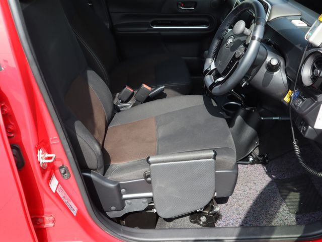 TOYOTA AQUA 2021 Image 31