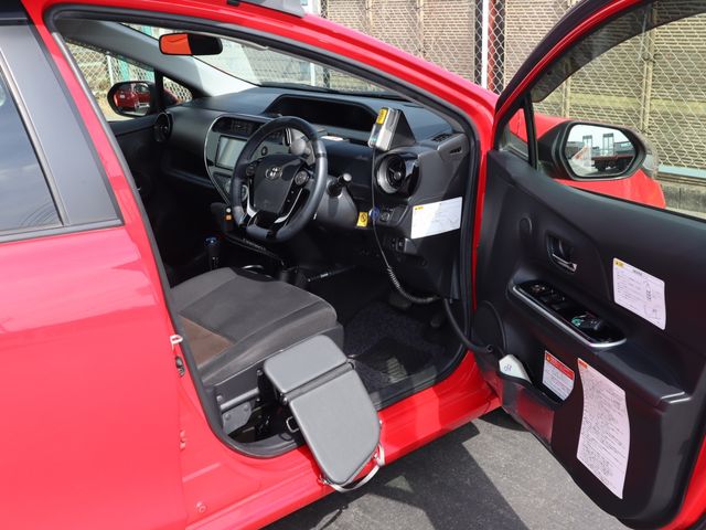 TOYOTA AQUA 2021 Image 31