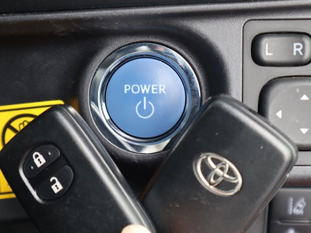 TOYOTA AQUA 2021 Image 31