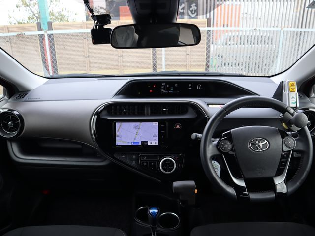 TOYOTA AQUA 2021 Image 31