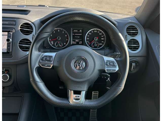 VOLKSWAGEN TIGUAN 2015 Image 31