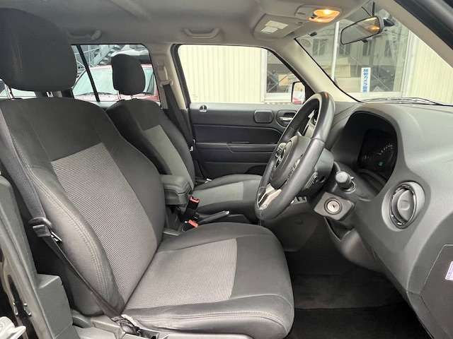 JEEP PATRIOT 2012 Image 31