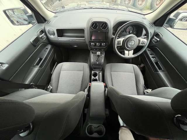 JEEP PATRIOT 2012 Image 31