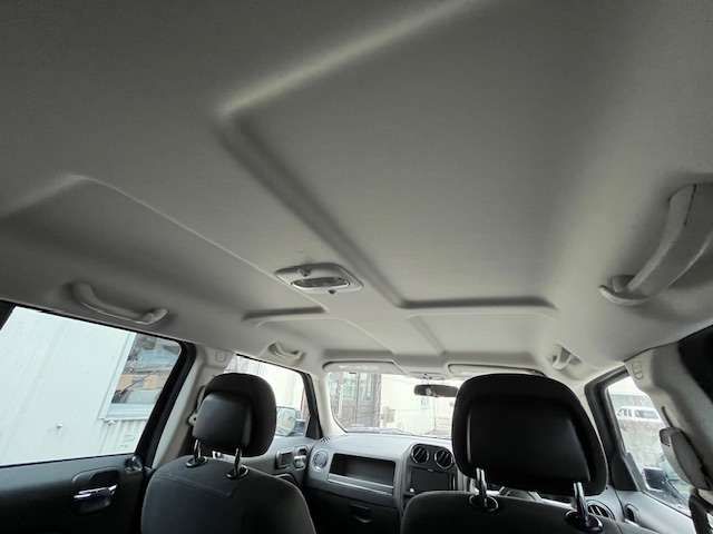 JEEP PATRIOT 2012 Image 31