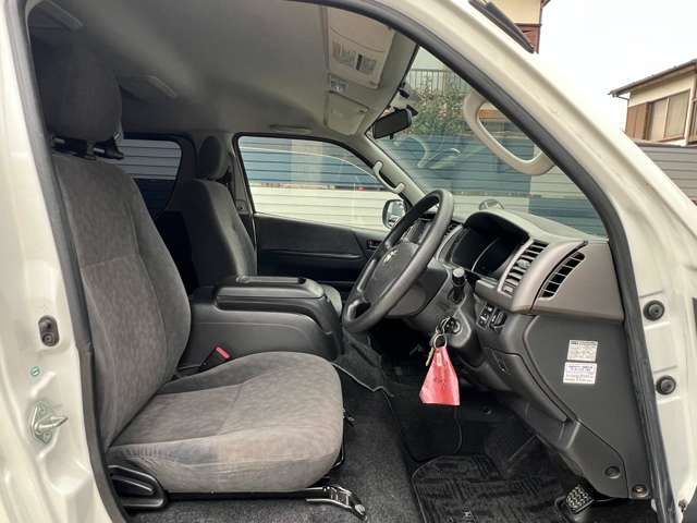 TOYOTA HIACE WAGON 4WD 2010 Image 31