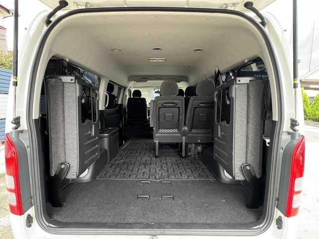 TOYOTA HIACE WAGON 4WD 2010 Image 31
