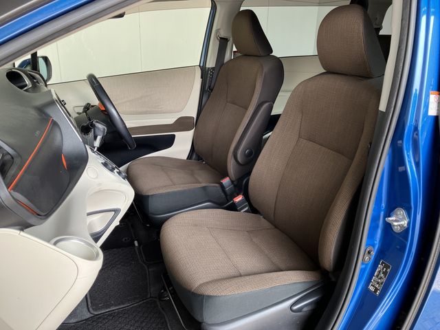 TOYOTA SIENTA HYBRID 2016 Image 31