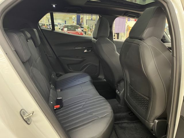 PEUGEOT 2008 2022 Image 31