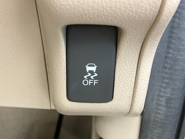 HONDA N BOX 2013 Image 31