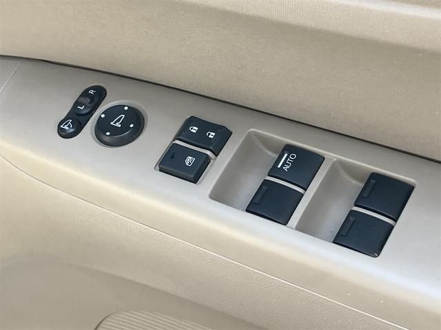 HONDA N BOX 2013 Image 31