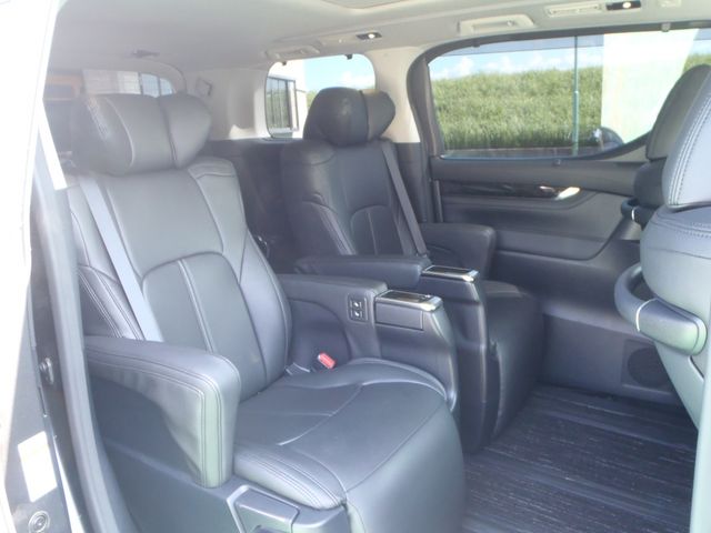 TOYOTA VELLFIRE 2016 Image 31