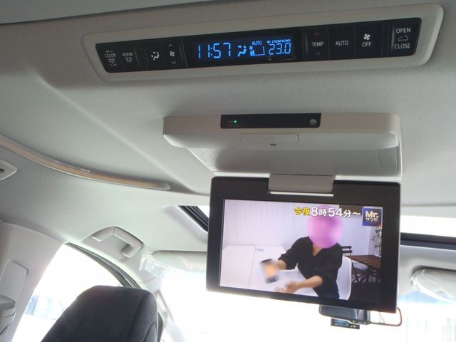 TOYOTA VELLFIRE 2016 Image 31