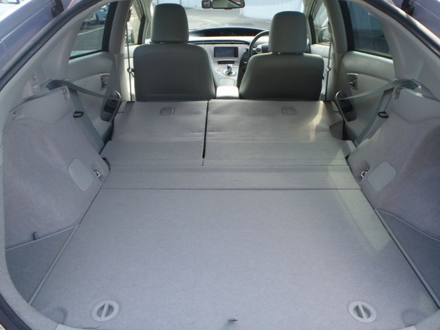 TOYOTA PRIUS 2014 Image 31