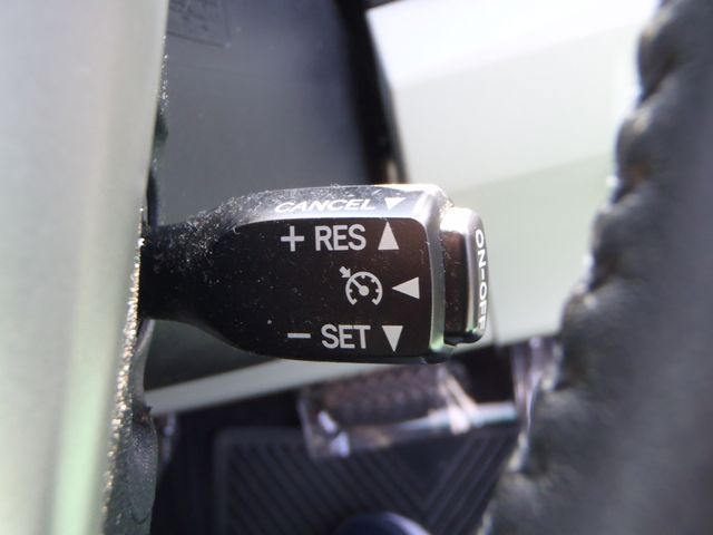 TOYOTA PRIUS 2014 Image 31