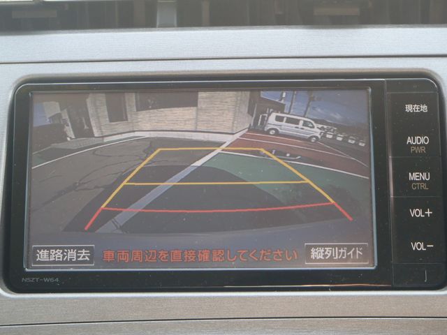 TOYOTA PRIUS 2014 Image 31