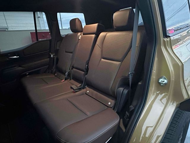 TOYOTA LANDCRUISER 250 2024 Image 31