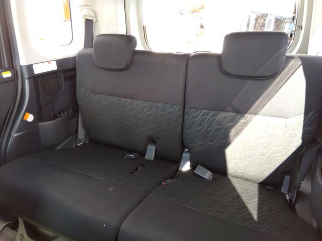 TOYOTA ROOMY 2019 Image 31