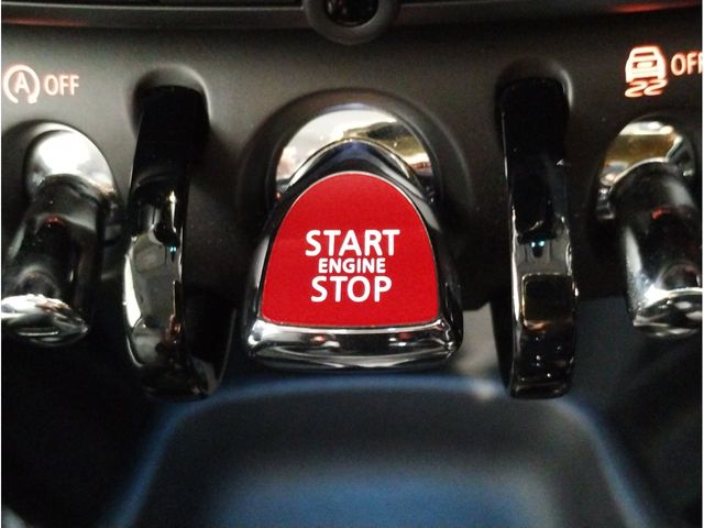 BMW MINI COOPER S 2023 Image 31