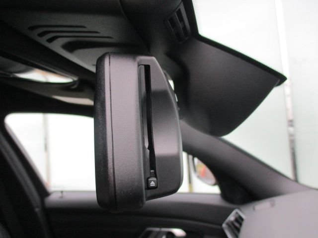 BMW 3SERIES TOURING 2022 Image 31