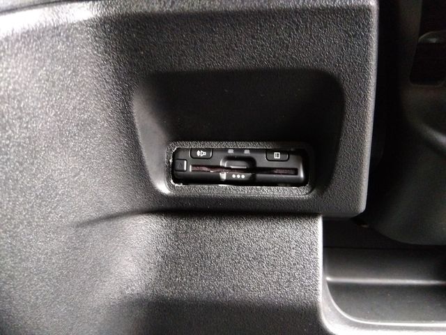 HONDA N BOX CUSTOM 4WD 2023 Image 31