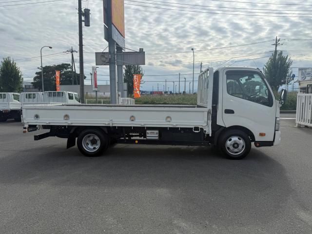 HINO DUTRO 2022 Image 31