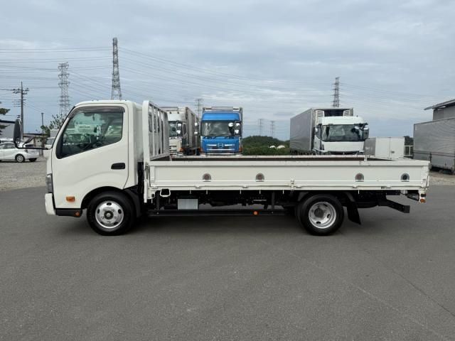 HINO DUTRO 2022 Image 31