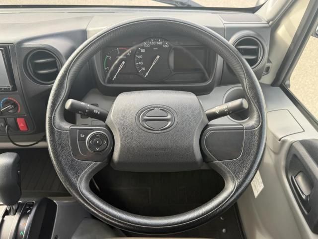 HINO DUTRO 2022 Image 31