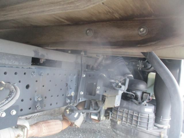 ISUZU ELF 2014 Image 31