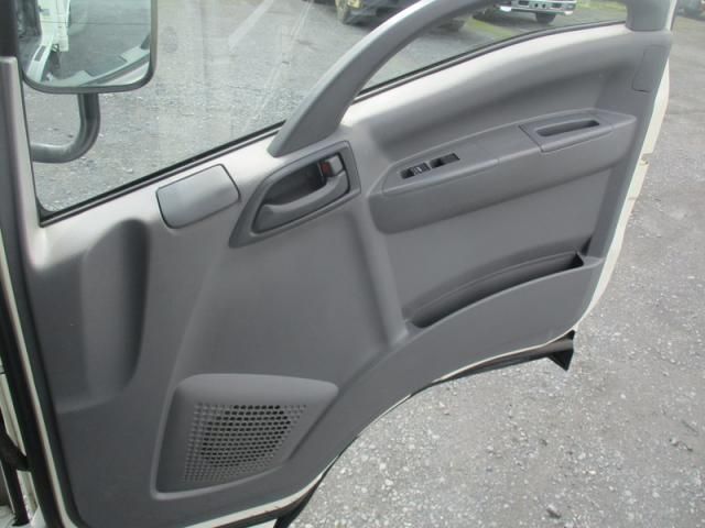 ISUZU ELF 2014 Image 31