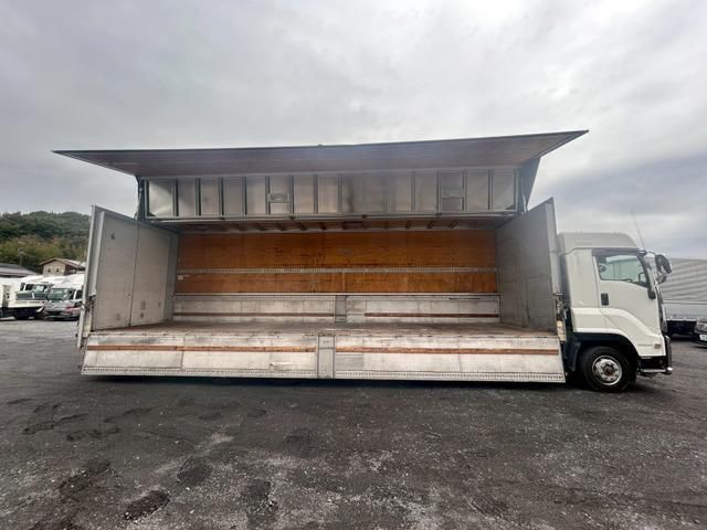 ISUZU GIGA 2016 Image 31