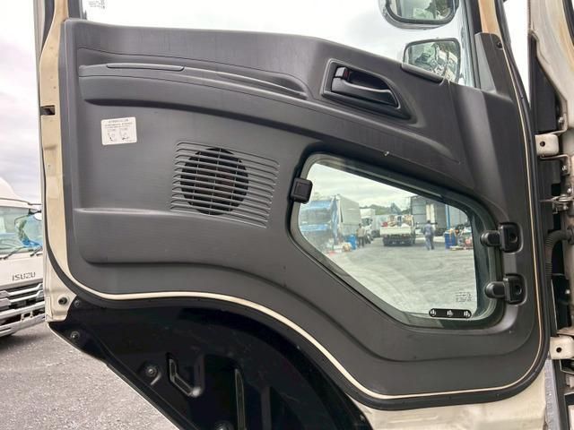 ISUZU GIGA 2016 Image 31