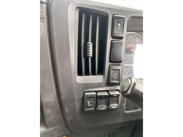 ISUZU GIGA 2016 Image 31